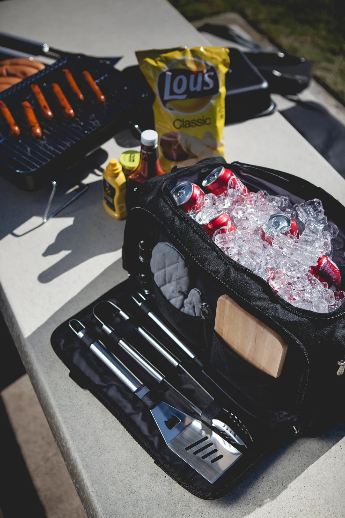 Auburn Tigers - BBQ Kit Grill Set & Cooler