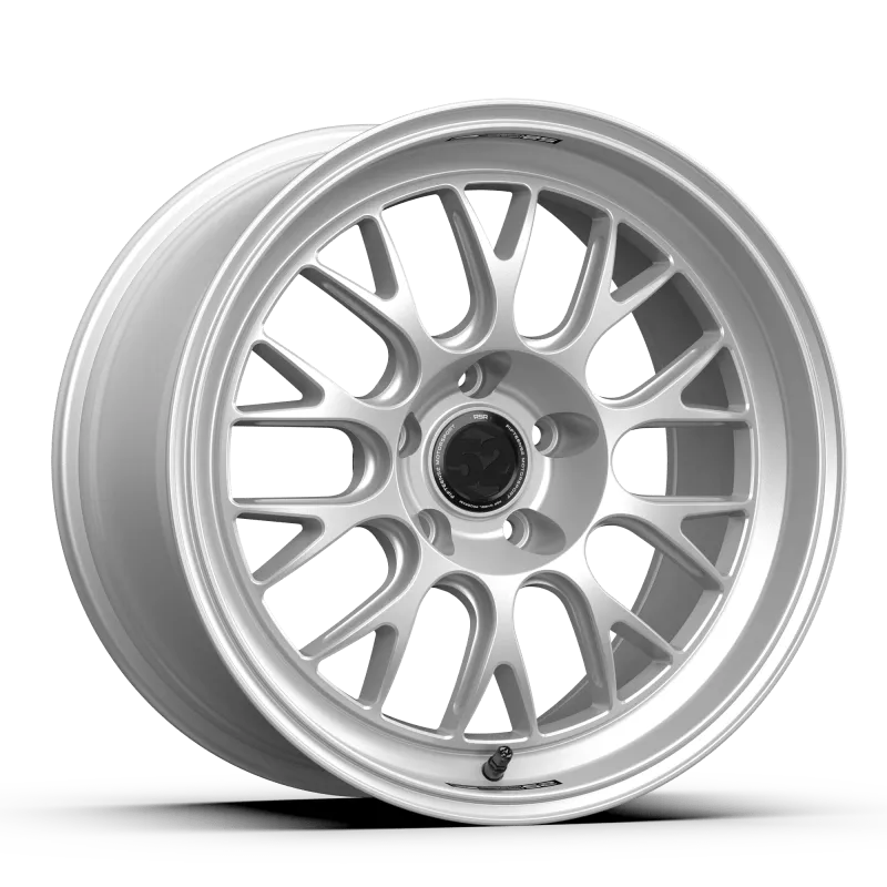 fifteen52 Holeshot RSR 20x11 5x114.3 52mm ET 70.5mm Center Bore Radiant Silver