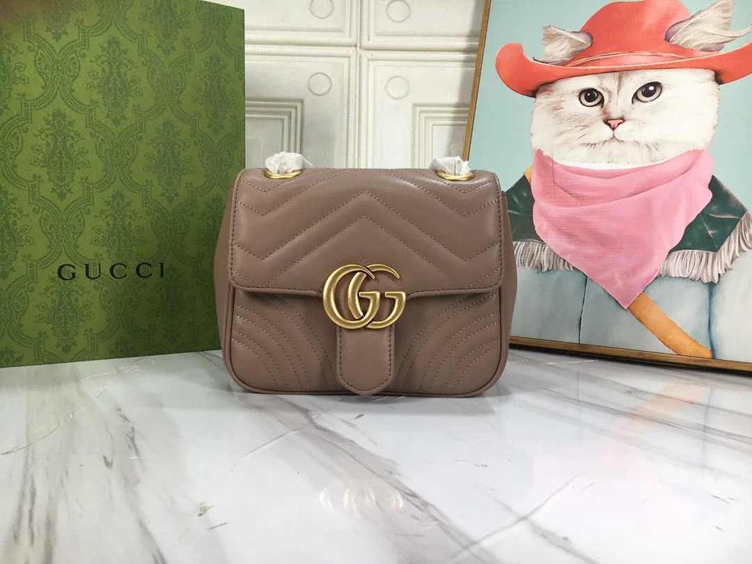 GC542 GG Marmont Mini Shoulder Bag /  7"W x 5.9"H x 3.1"D