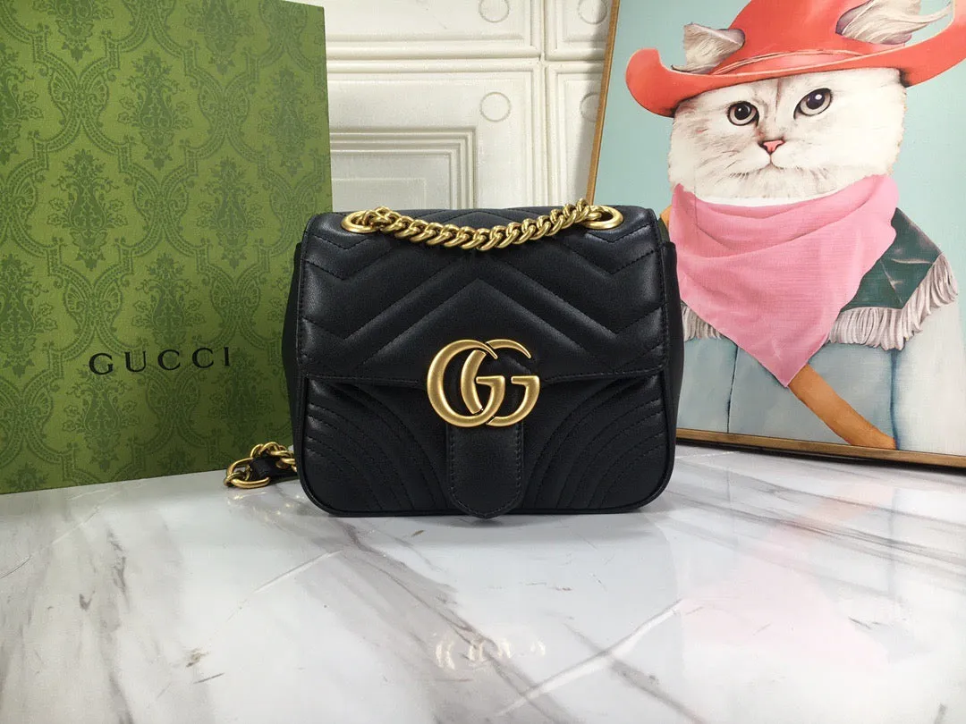 GC542 GG Marmont Mini Shoulder Bag /  7"W x 5.9"H x 3.1"D