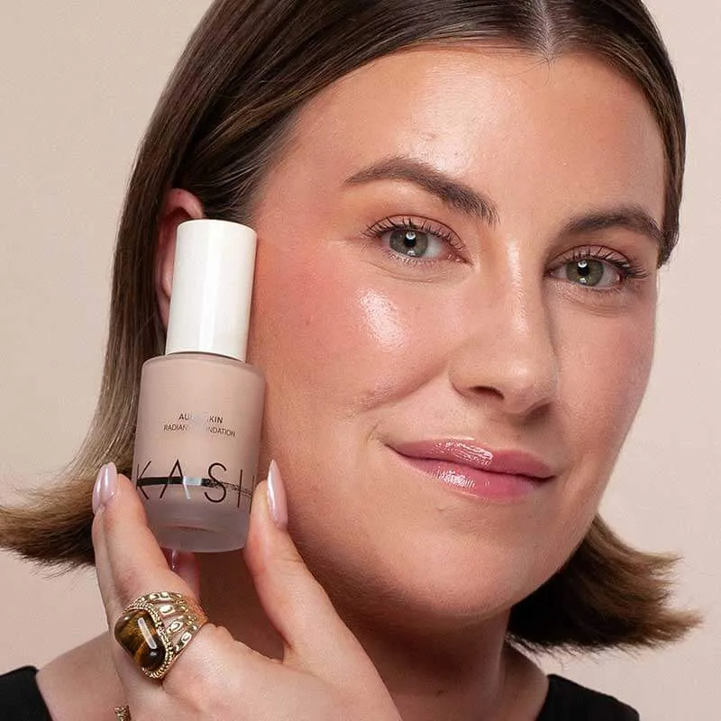 KASH Beauty Aura Skin Radiant Foundation