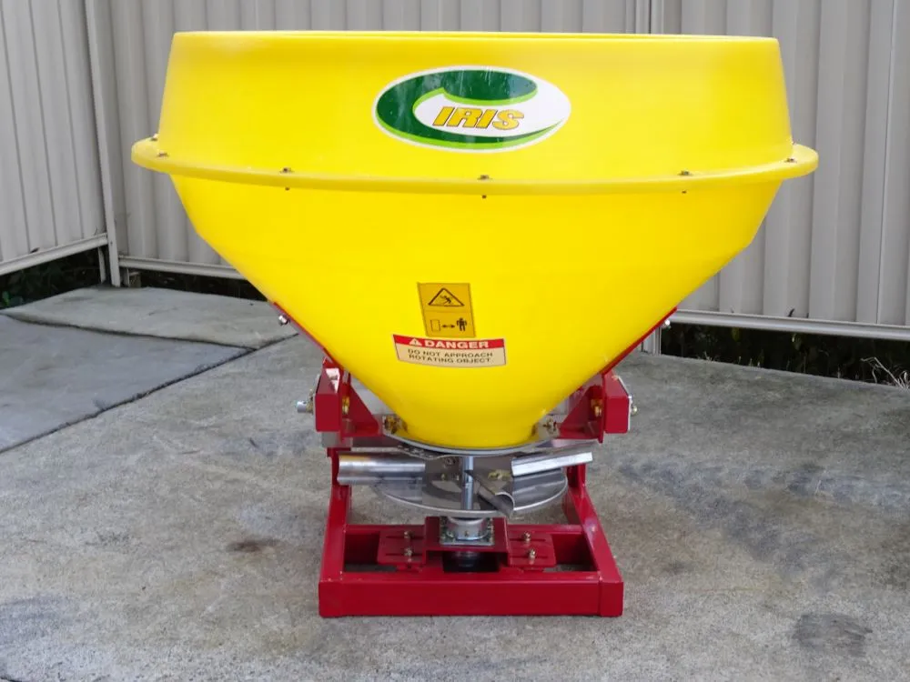 PTO Fertiliser Spreader 530 L