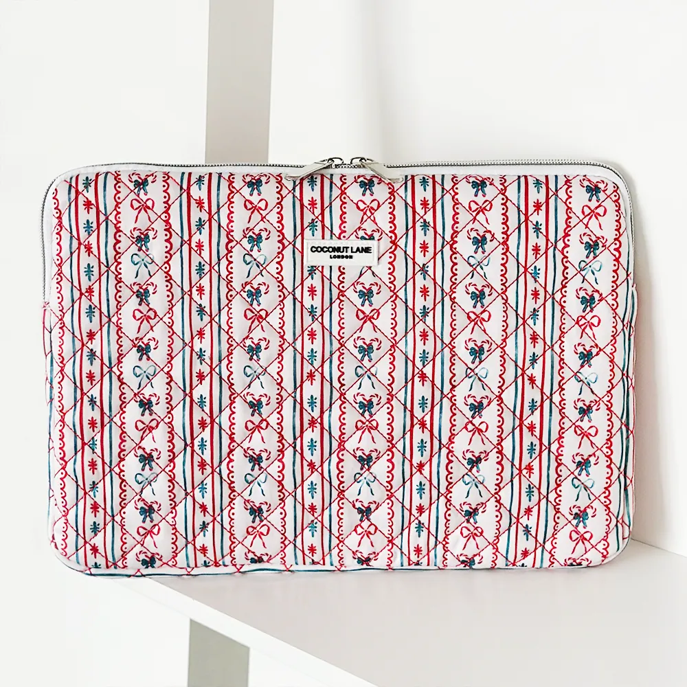 Quilted Let It Bow Laptop Sleeve