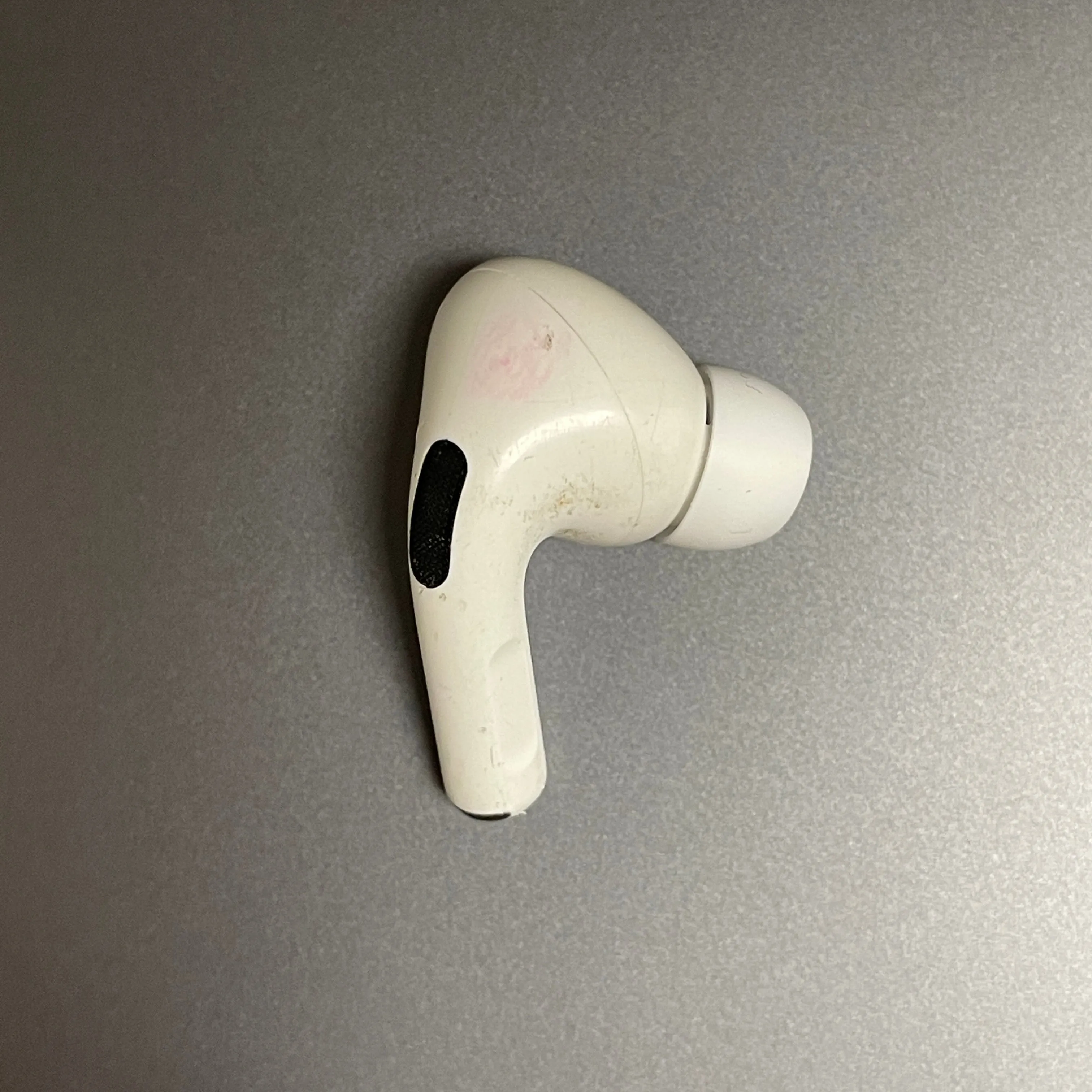 Right Replacement AirPod - Right AirPod Pro (1st Generation) - Fair Condition