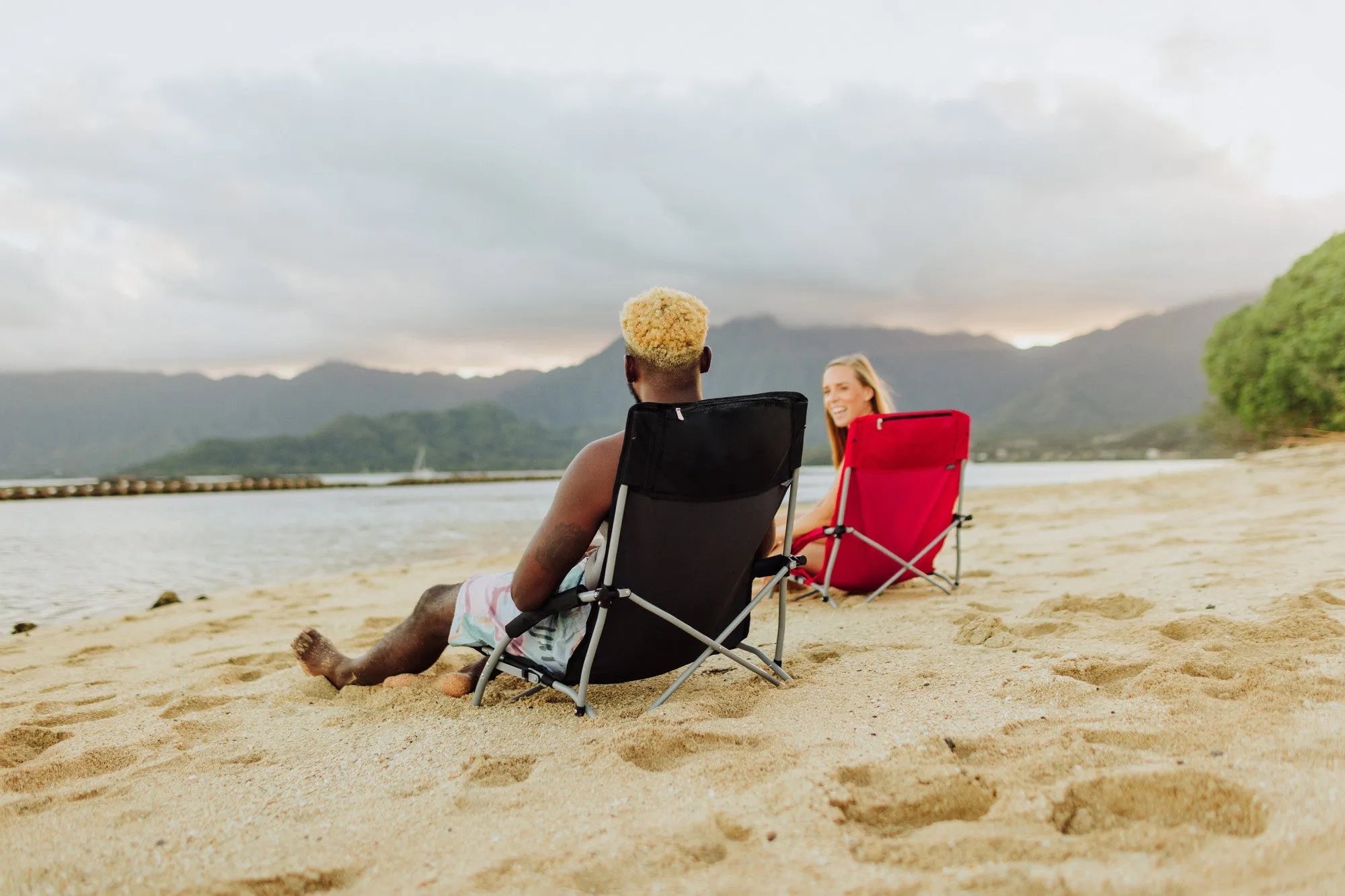 Tampa Bay Buccaneers - Tranquility Beach Chair with Carry Bag