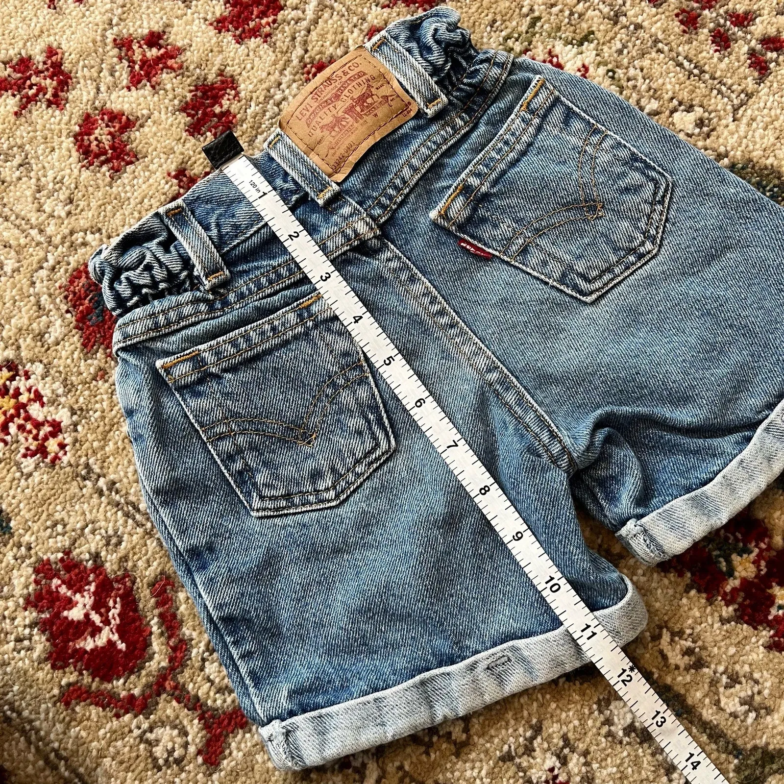 Vintage Levi's Cinched Waist Blue Jean Shorts 4T