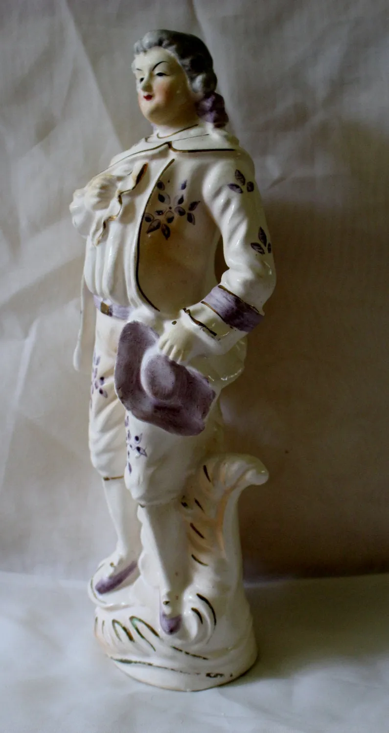 Vintage Porcelain FIGURINE Southern Colonial 18th Century Style