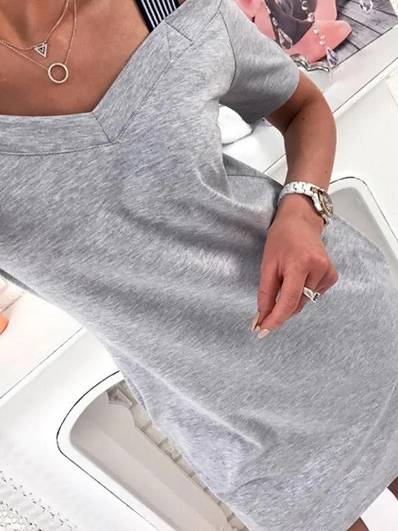 Wholesale Gray V-Neck Cold Shoulder Short Sleeve Plain Mini Dresses