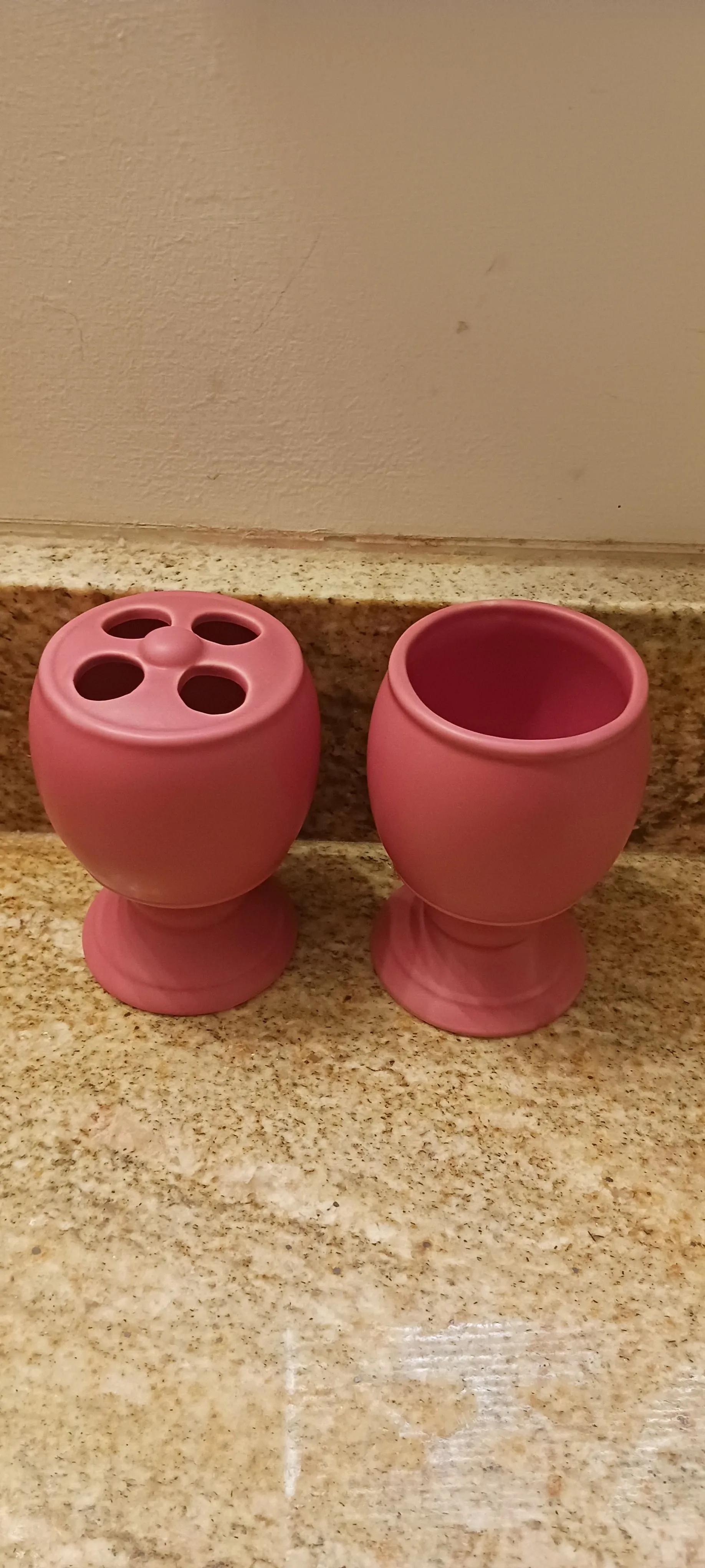 Yellow or Pink Ceramic Bathroom Accessory Set